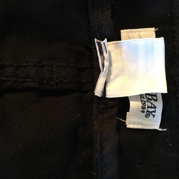 St John's Bay Size 12 Petite Black Denim Capris - Picture 7 of 7